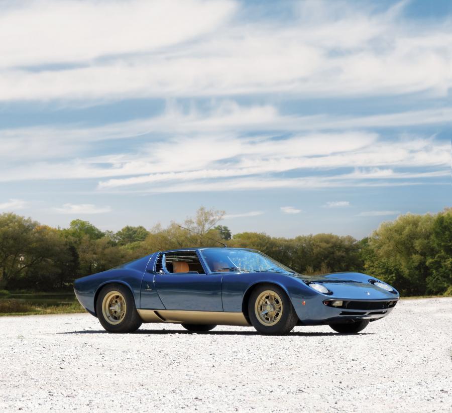  Lamborghini Miura S 1971 года  (фото 10 из 15)